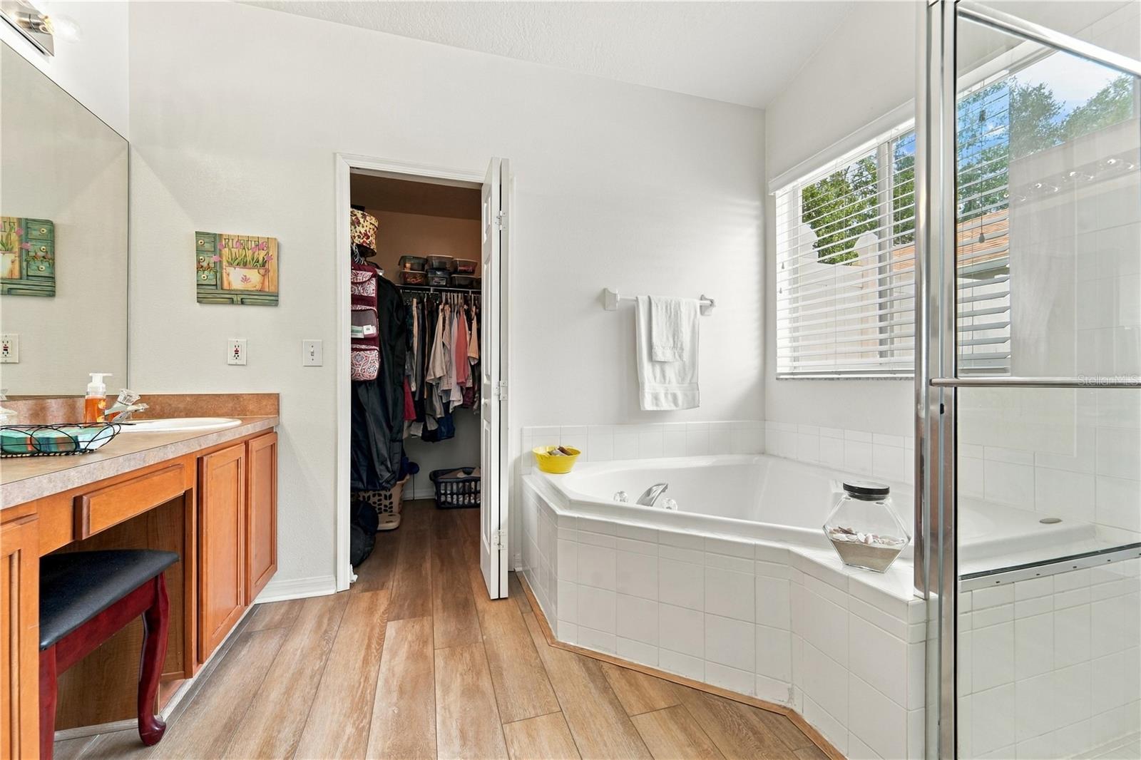 1420 Bent Oaks Blvd Property Photo 19