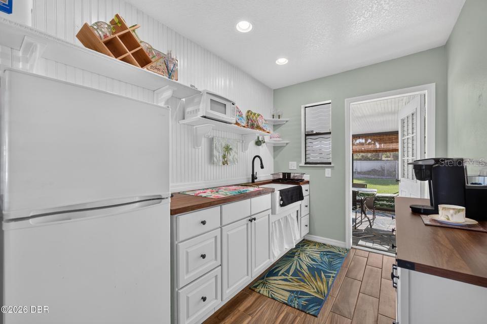 26 Oriole Cir #a Property Photo 7