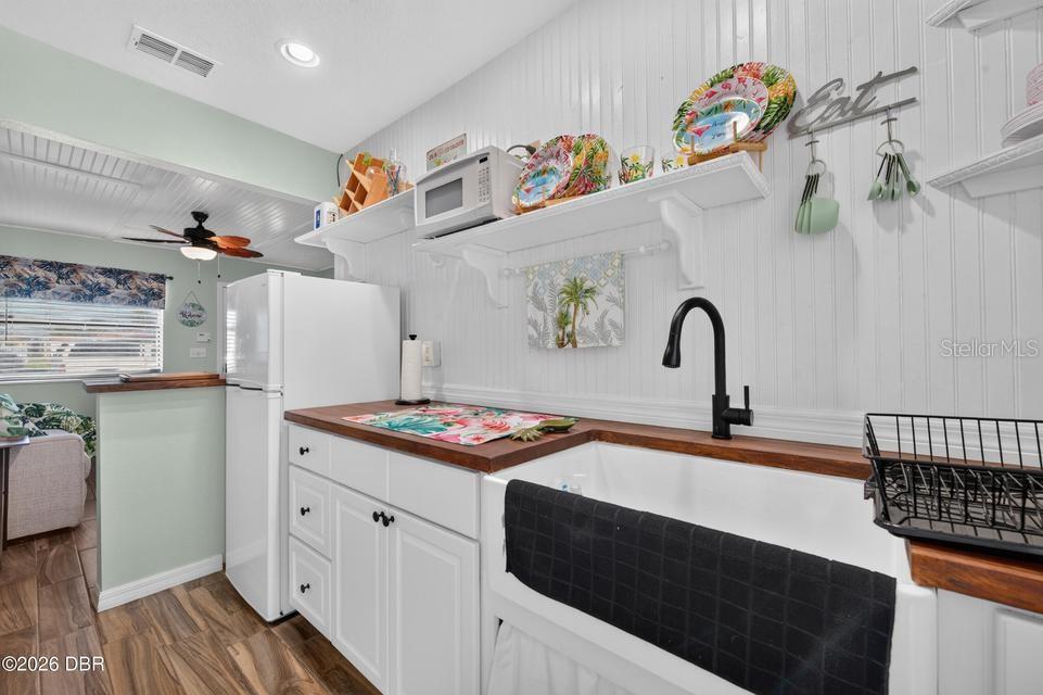 26 Oriole Cir #a Property Photo 8