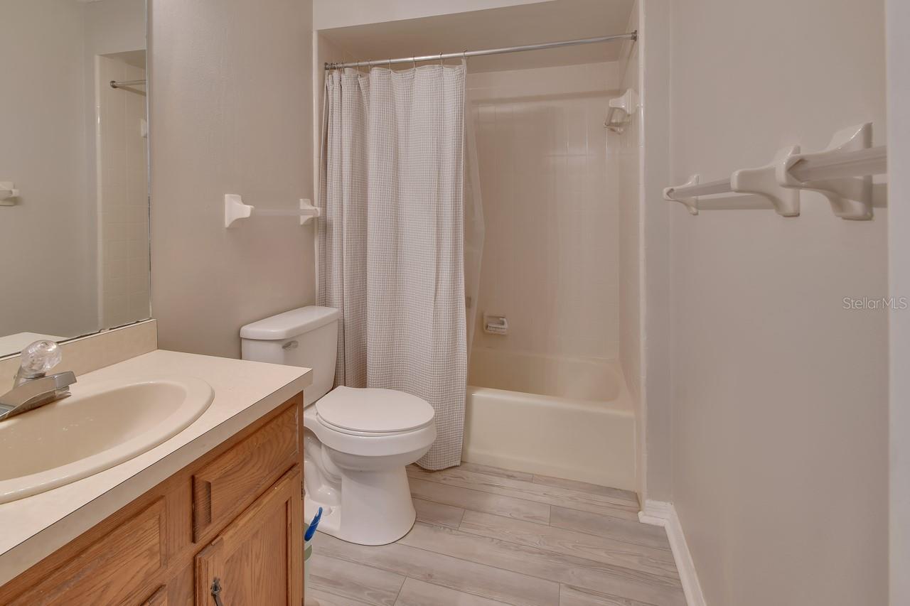 600 N Boundary Ave #119c Property Photo 34