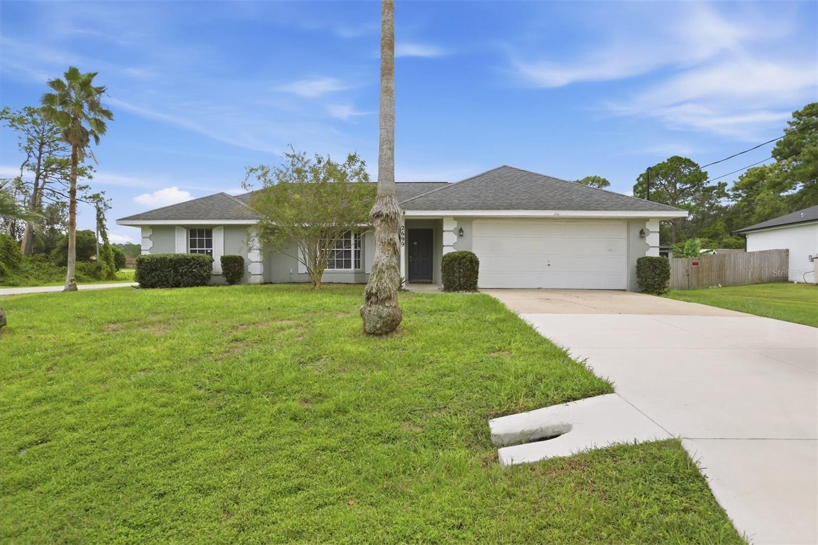 2699 Bentley Dr Property Photo 2