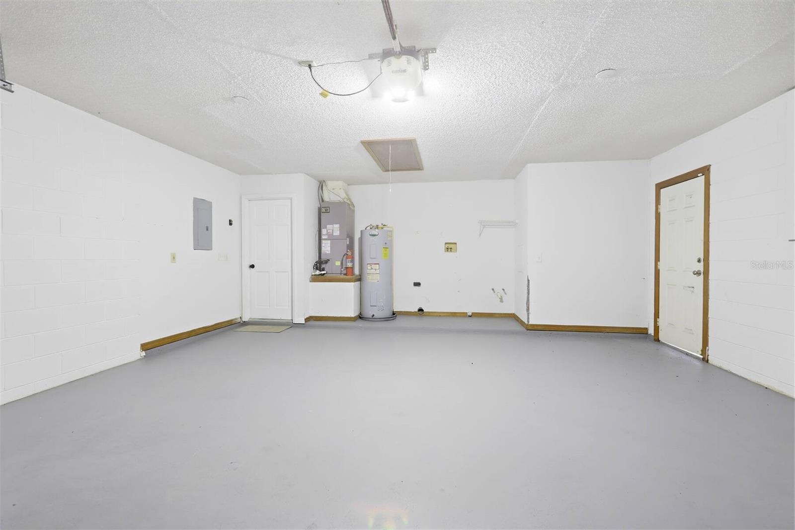 2699 Bentley Dr Property Photo 22
