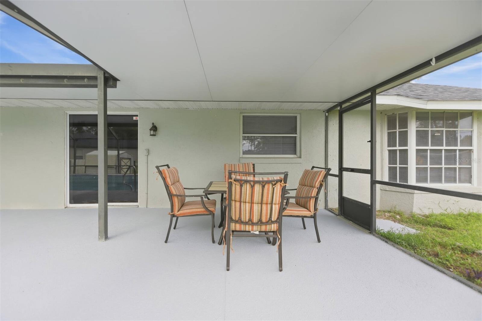 2699 Bentley Dr Property Photo 27