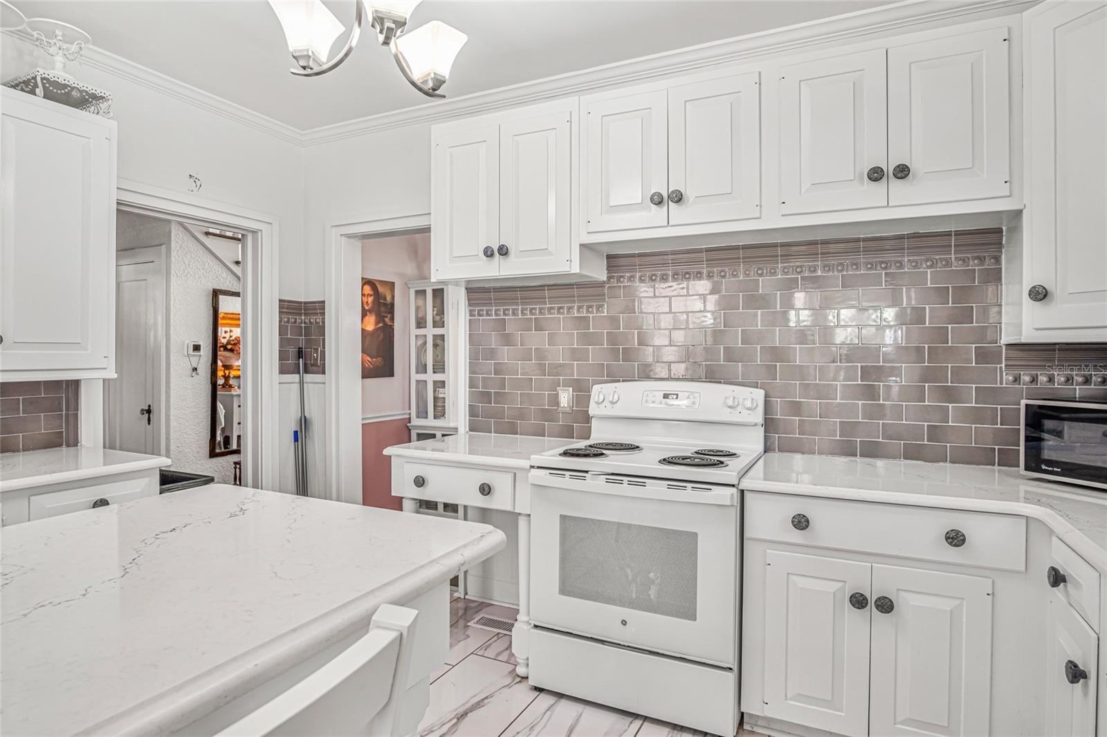 102 Palmora Blvd Property Photo 19