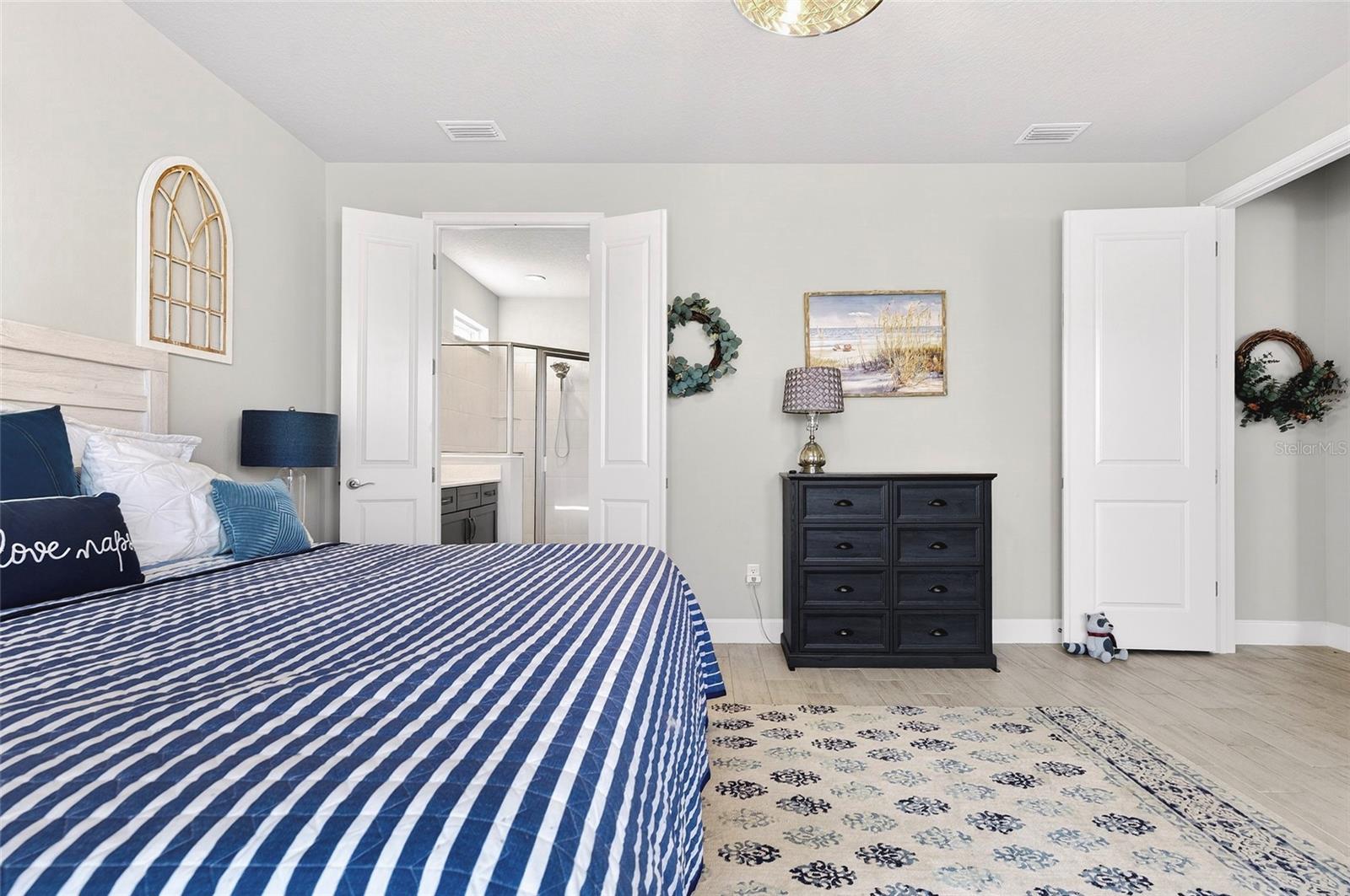 6203 W Fallsgrove Ln Property Photo 24