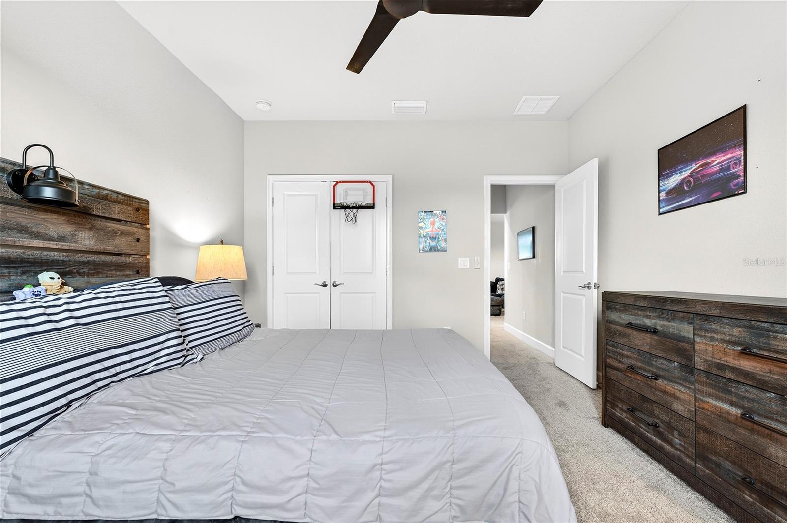 6203 W Fallsgrove Ln Property Photo 42