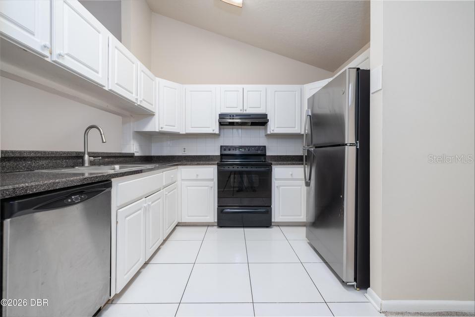 3530 Forest Branch Dr #f Property Photo 9