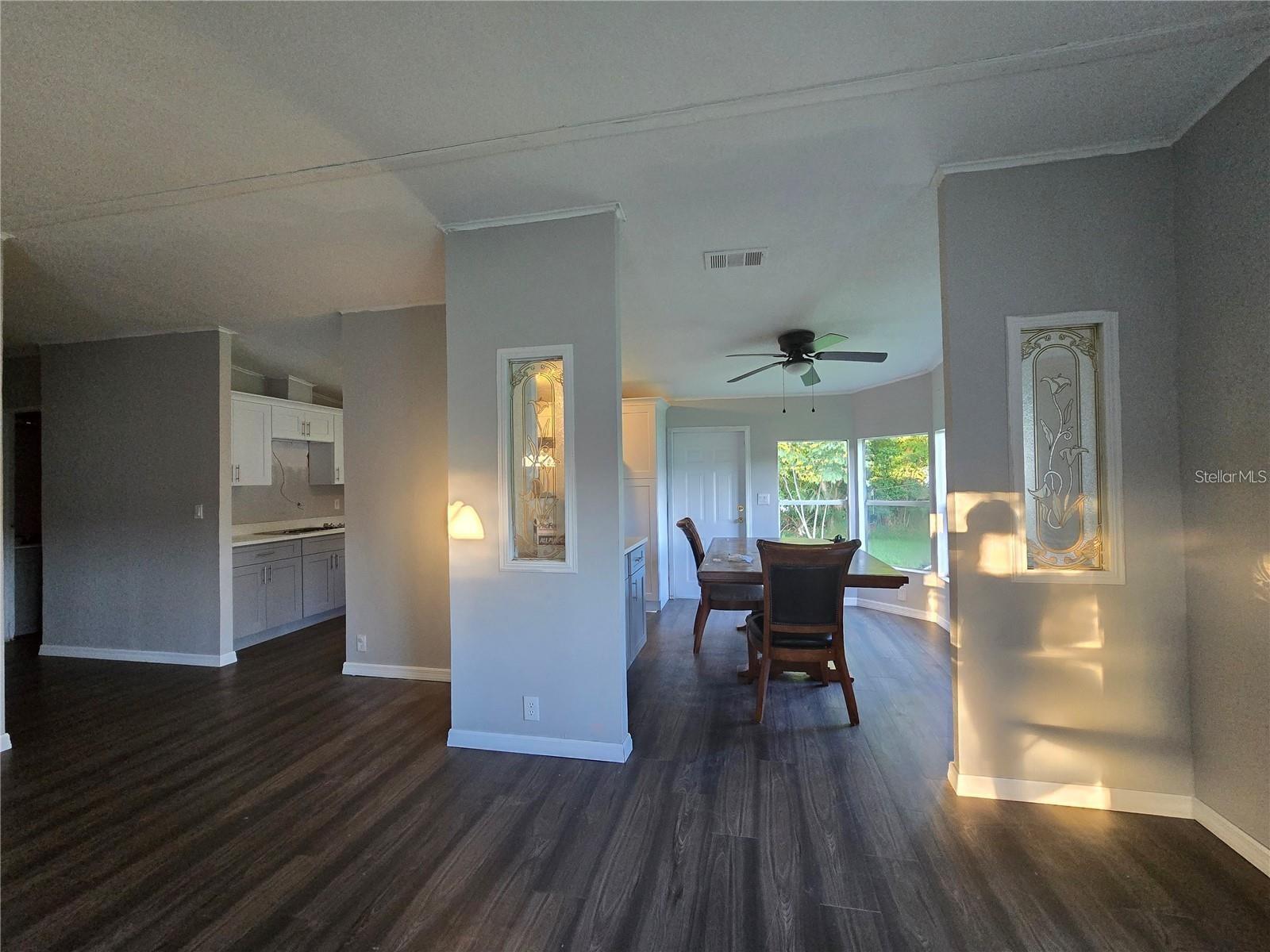 208 Pine Tree Trl Property Photo 5