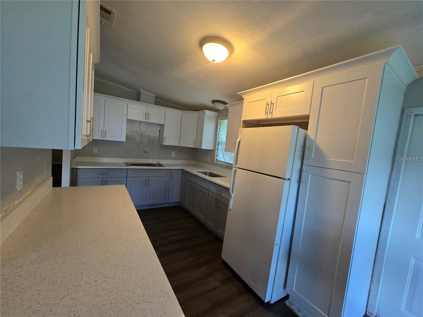 208 Pine Tree Trl Property Photo 10