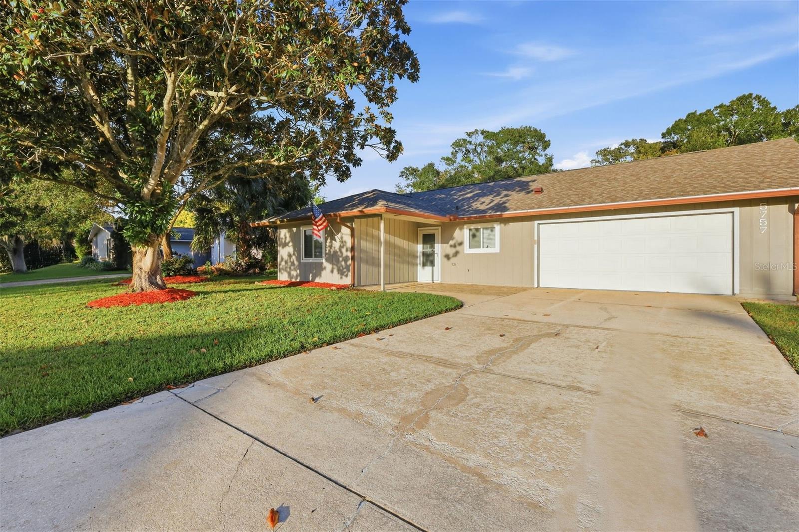 5757 Devon St Property Photo 2