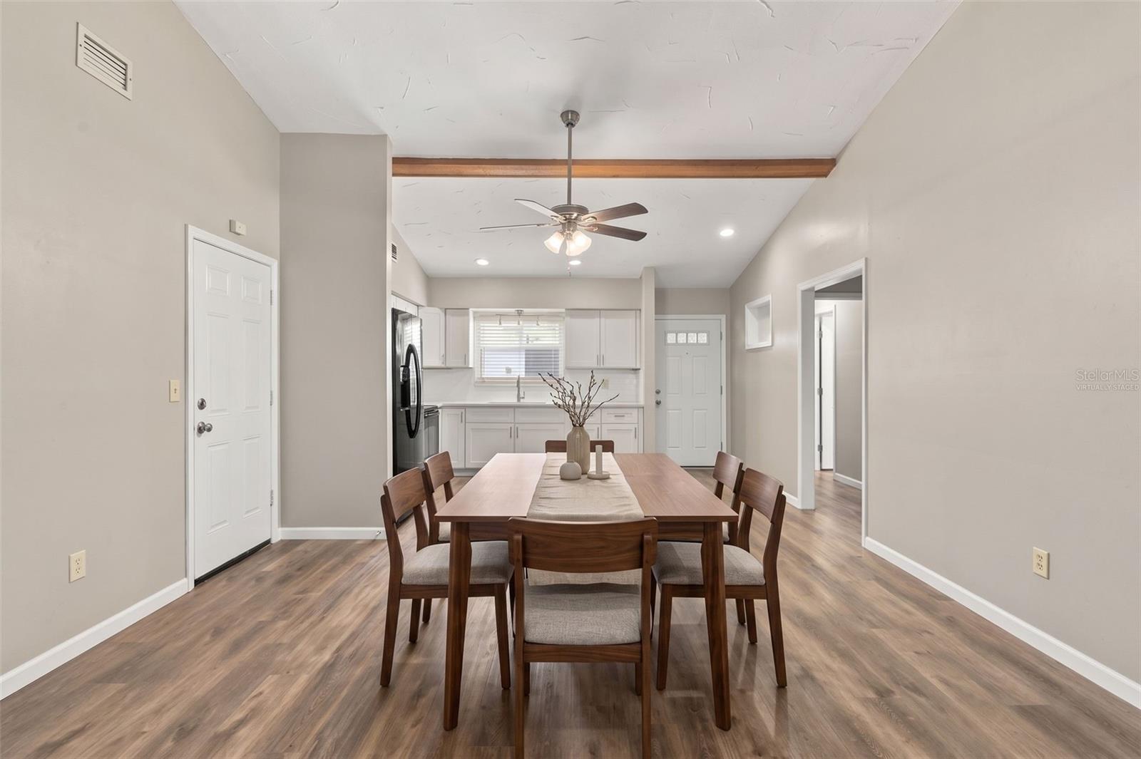 5757 Devon St Property Photo 13