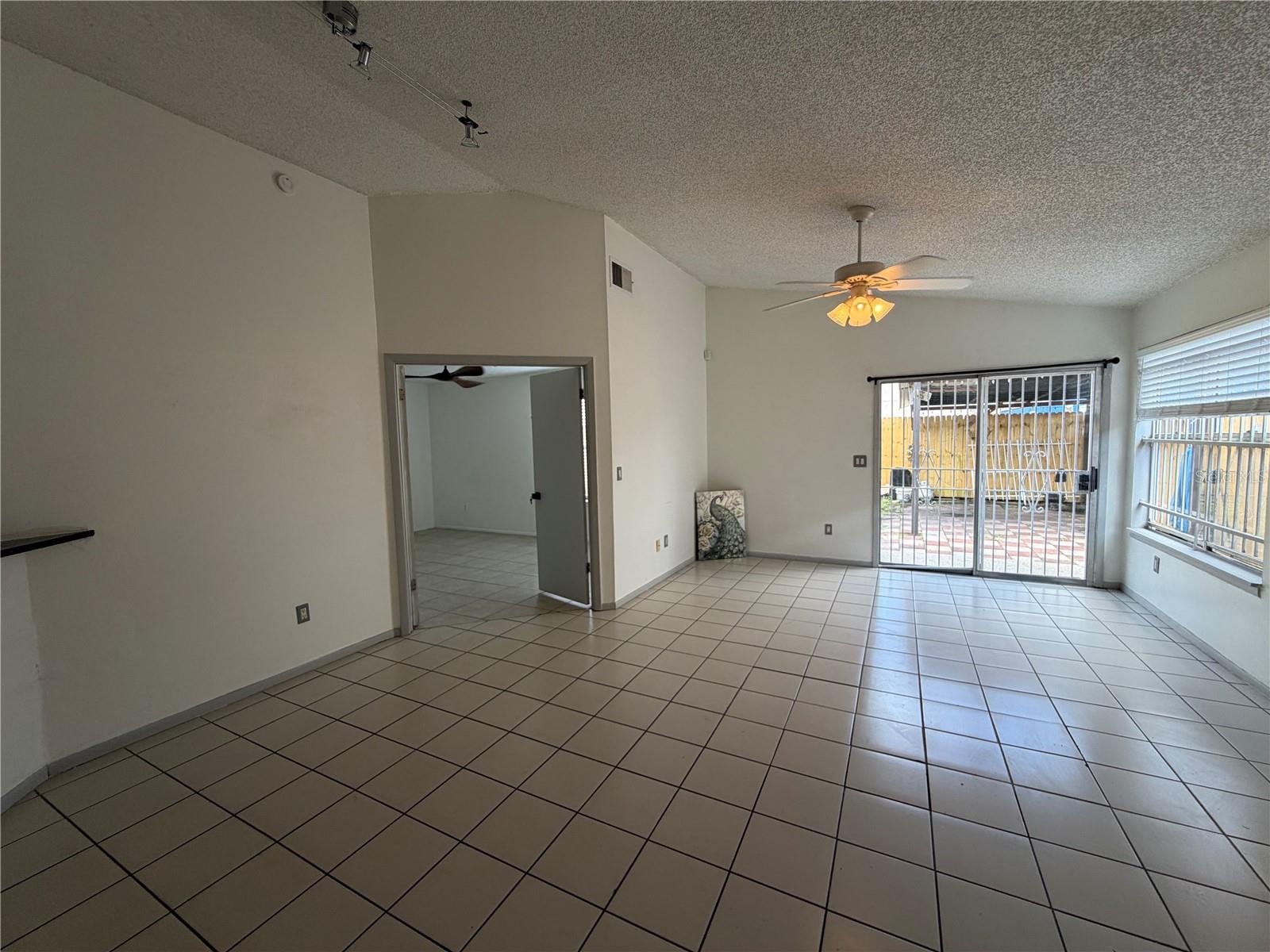 5427 Cedar Ln Property Photo 5