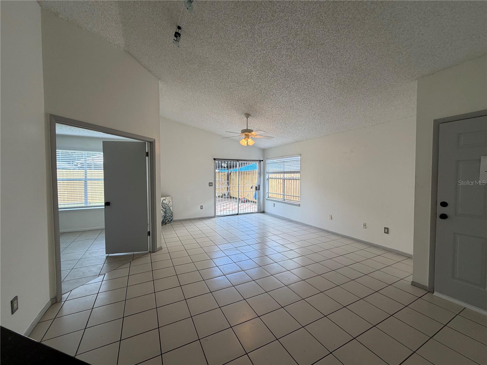 5427 Cedar Ln Property Photo 6