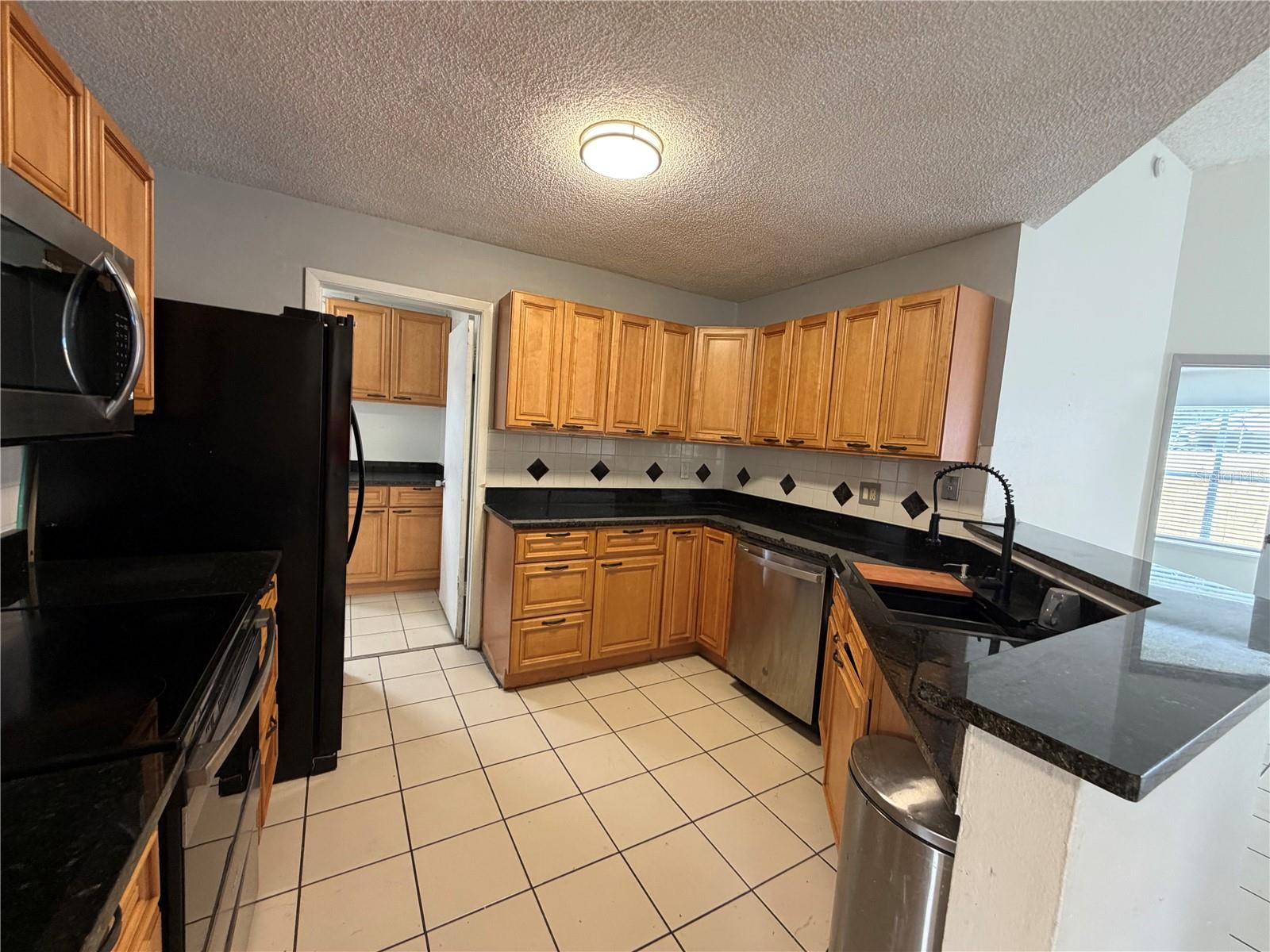 5427 Cedar Ln Property Photo 12