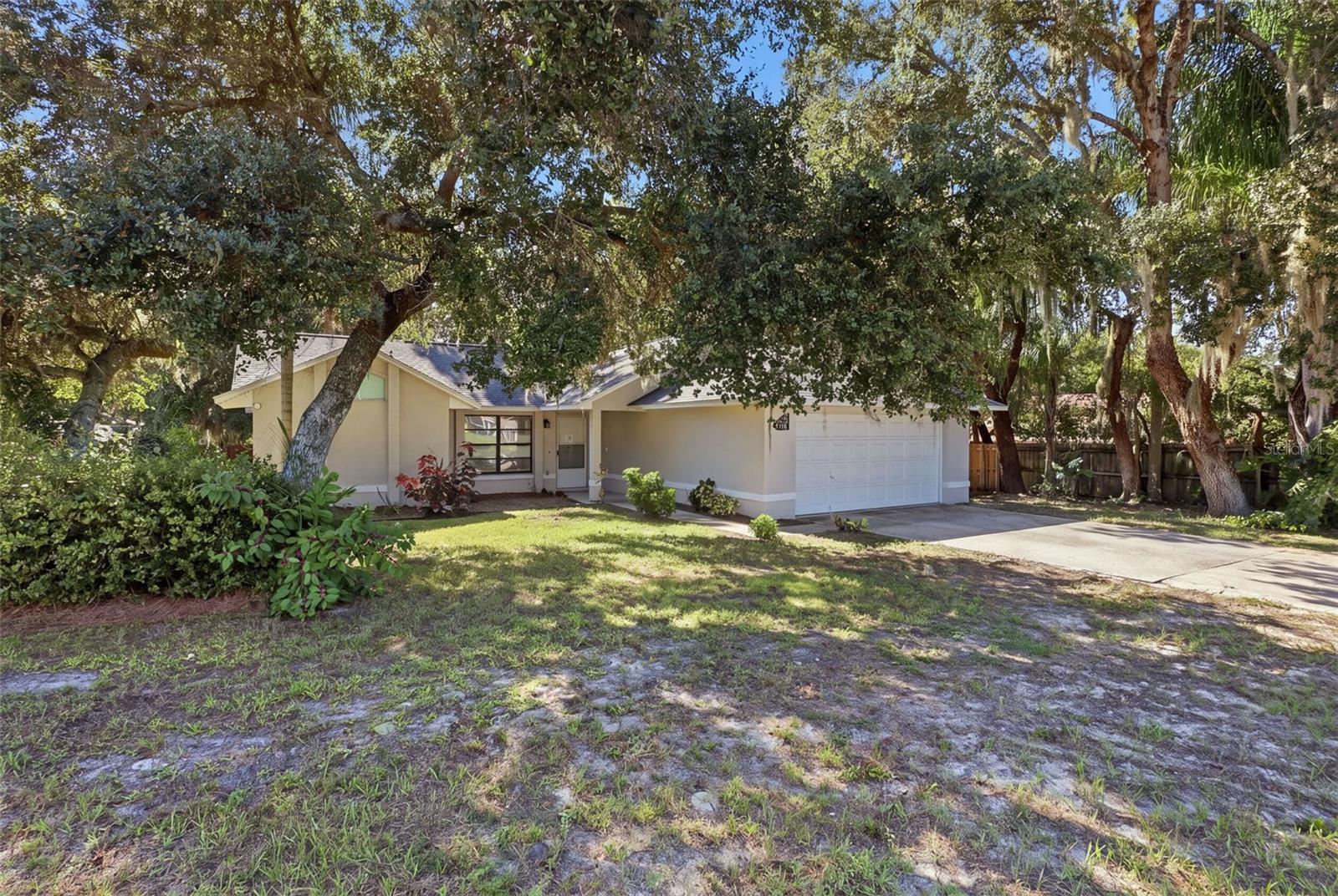 1249 Howland Blvd Property Photo 39