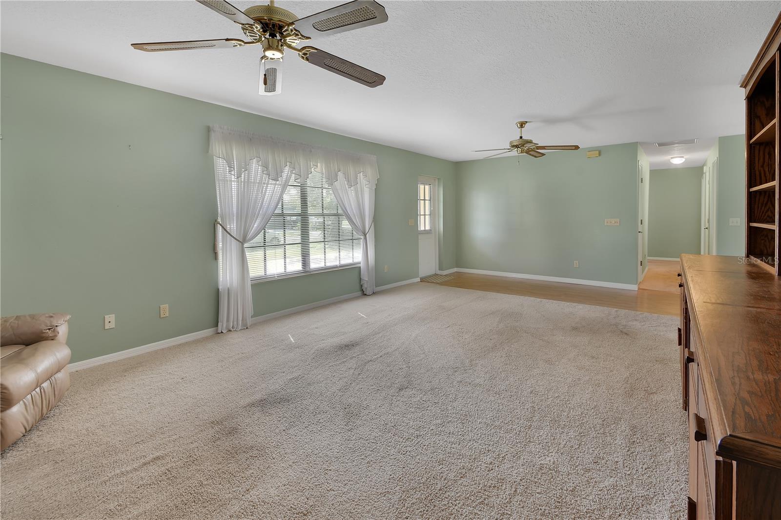 1620 5th Ave Property Photo 4
