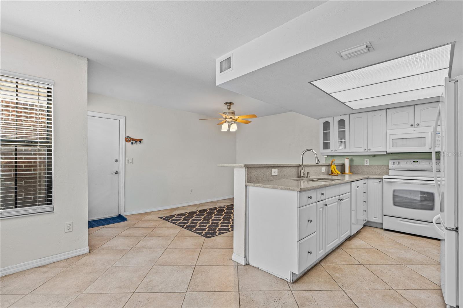 132 Bermuda Petrel Ct Property Photo 10