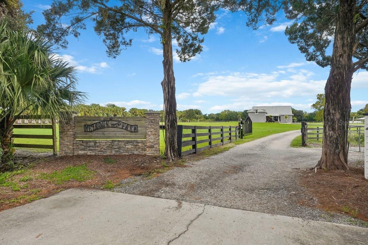 743 Williams Rd Property Photo