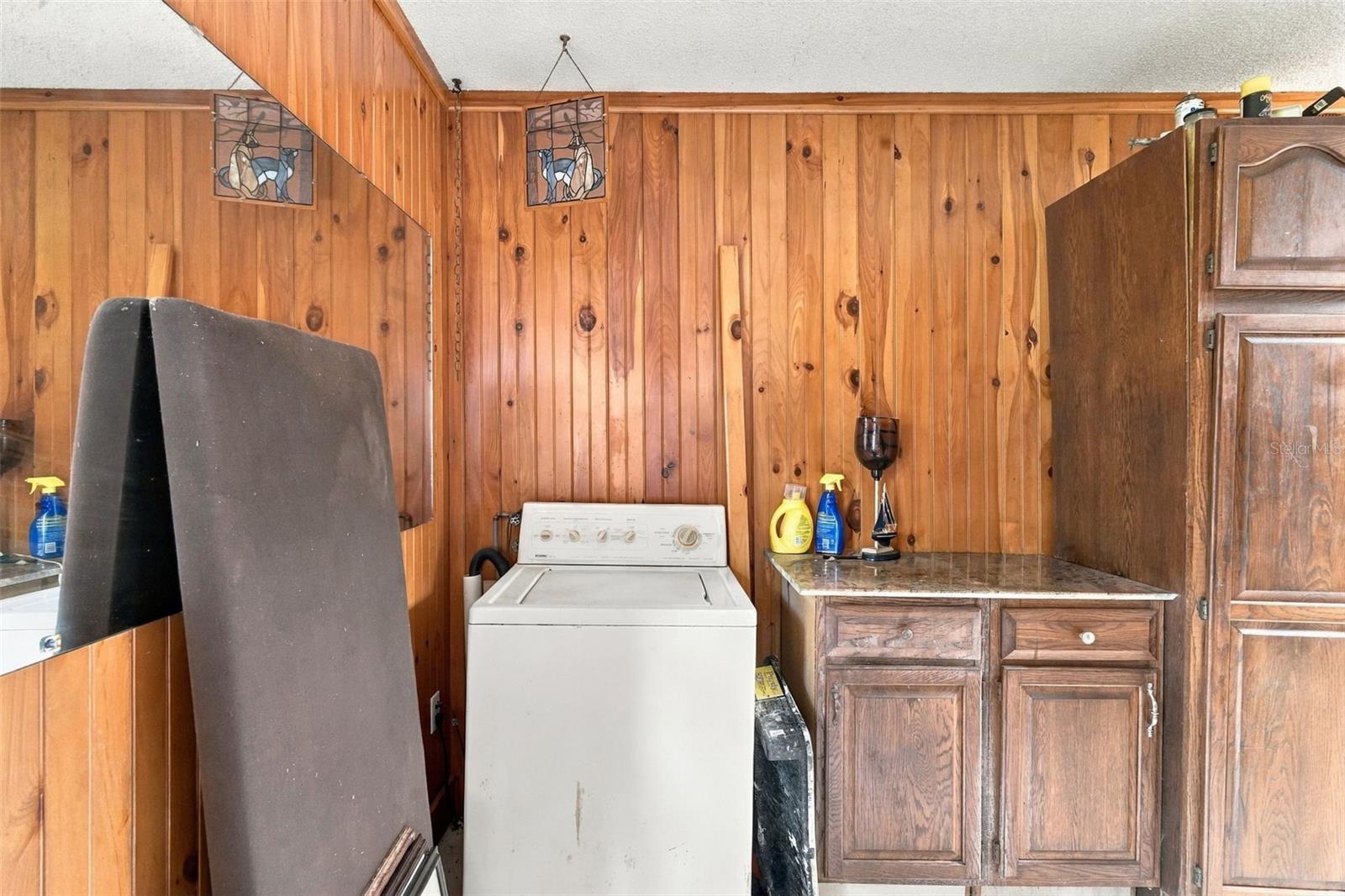 1640 Horseshoe Rd Property Photo 12