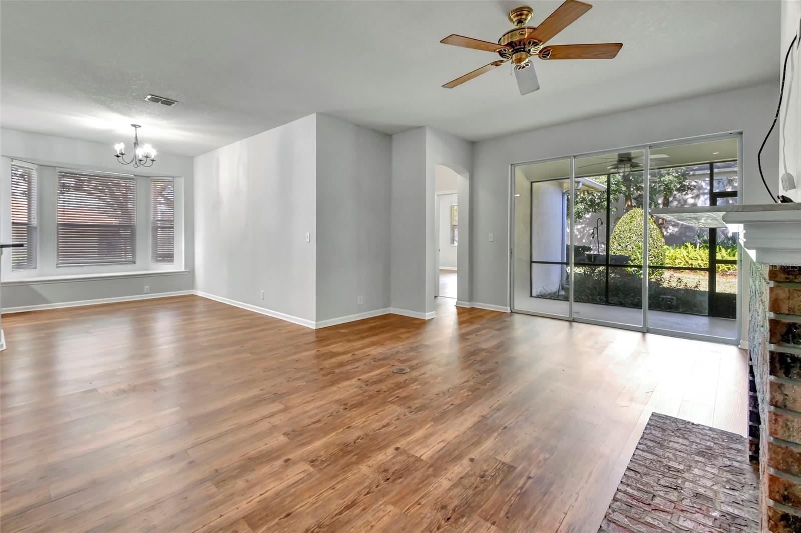 107 Brookgreen Way Property Photo 5