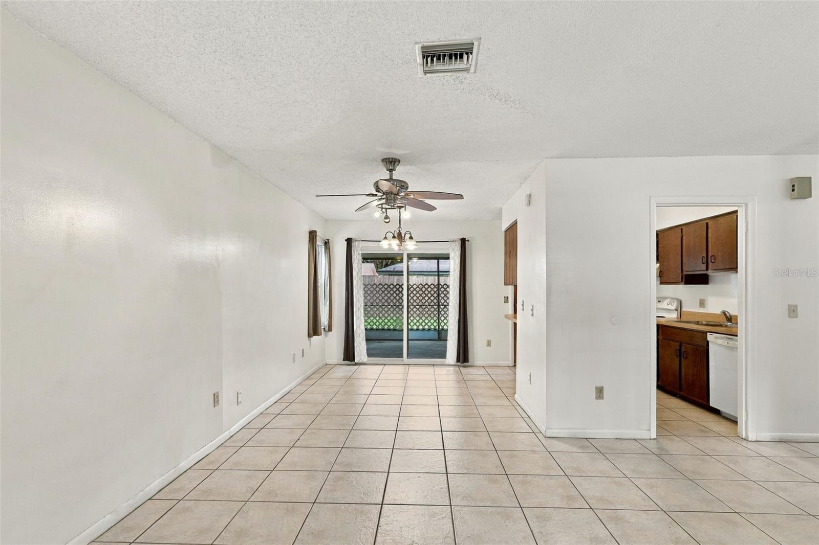 711 Thistle Pl Property Photo 9