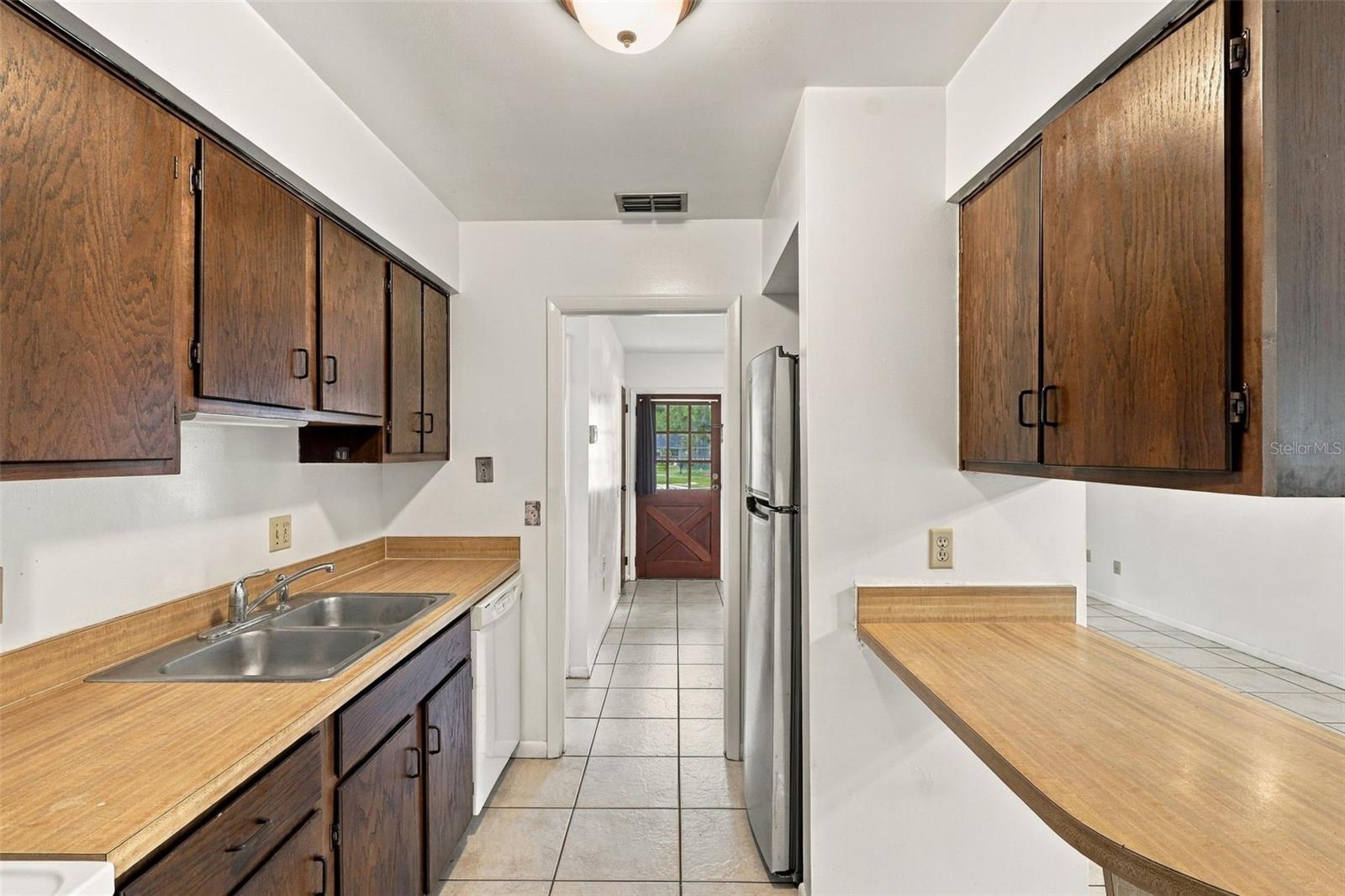 711 Thistle Pl Property Photo 12