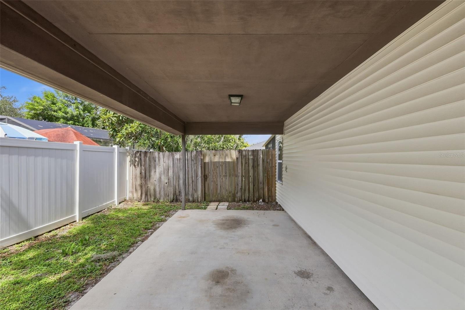 711 Thistle Pl Property Photo 34