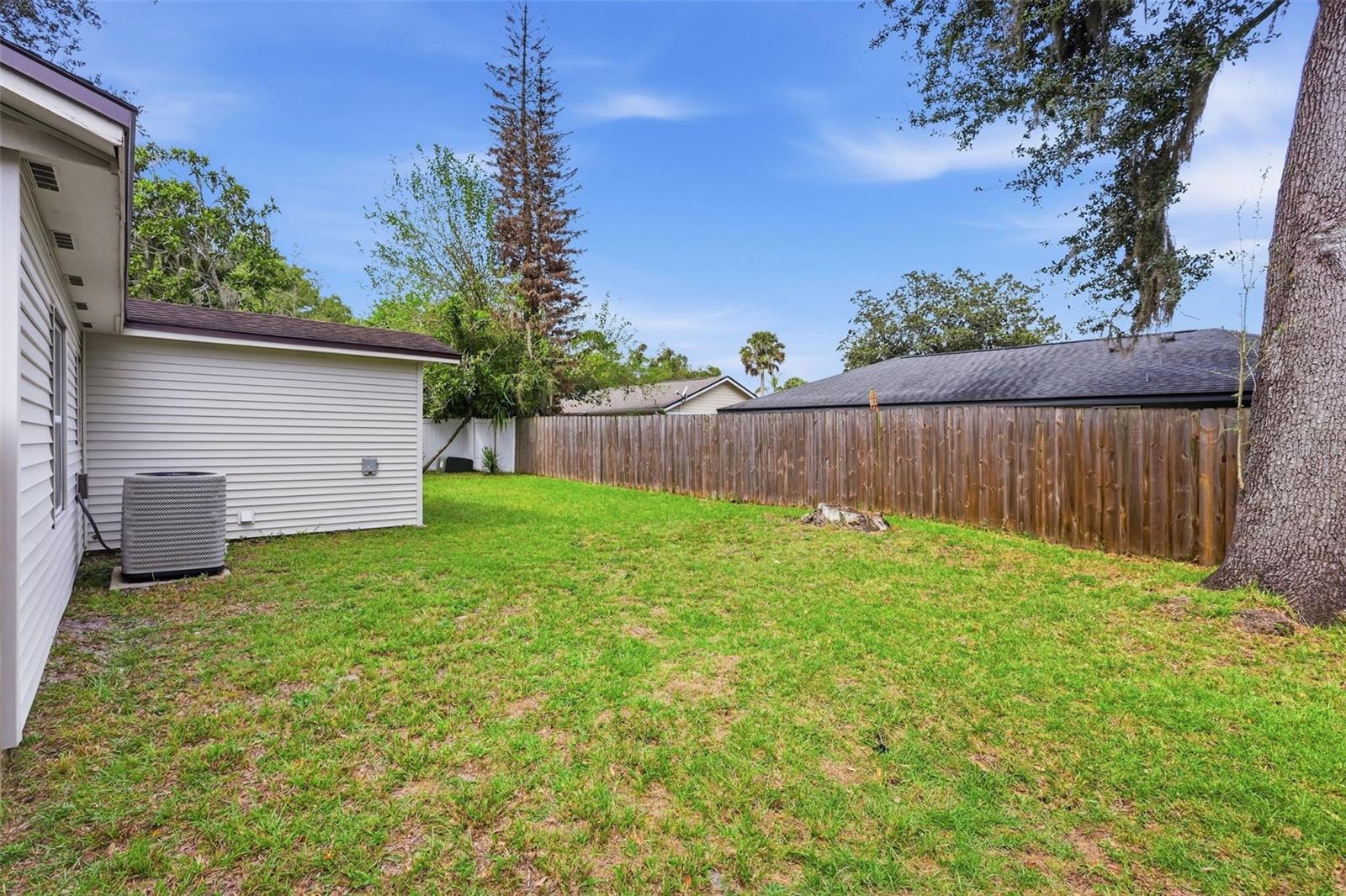 711 Thistle Pl Property Photo 37