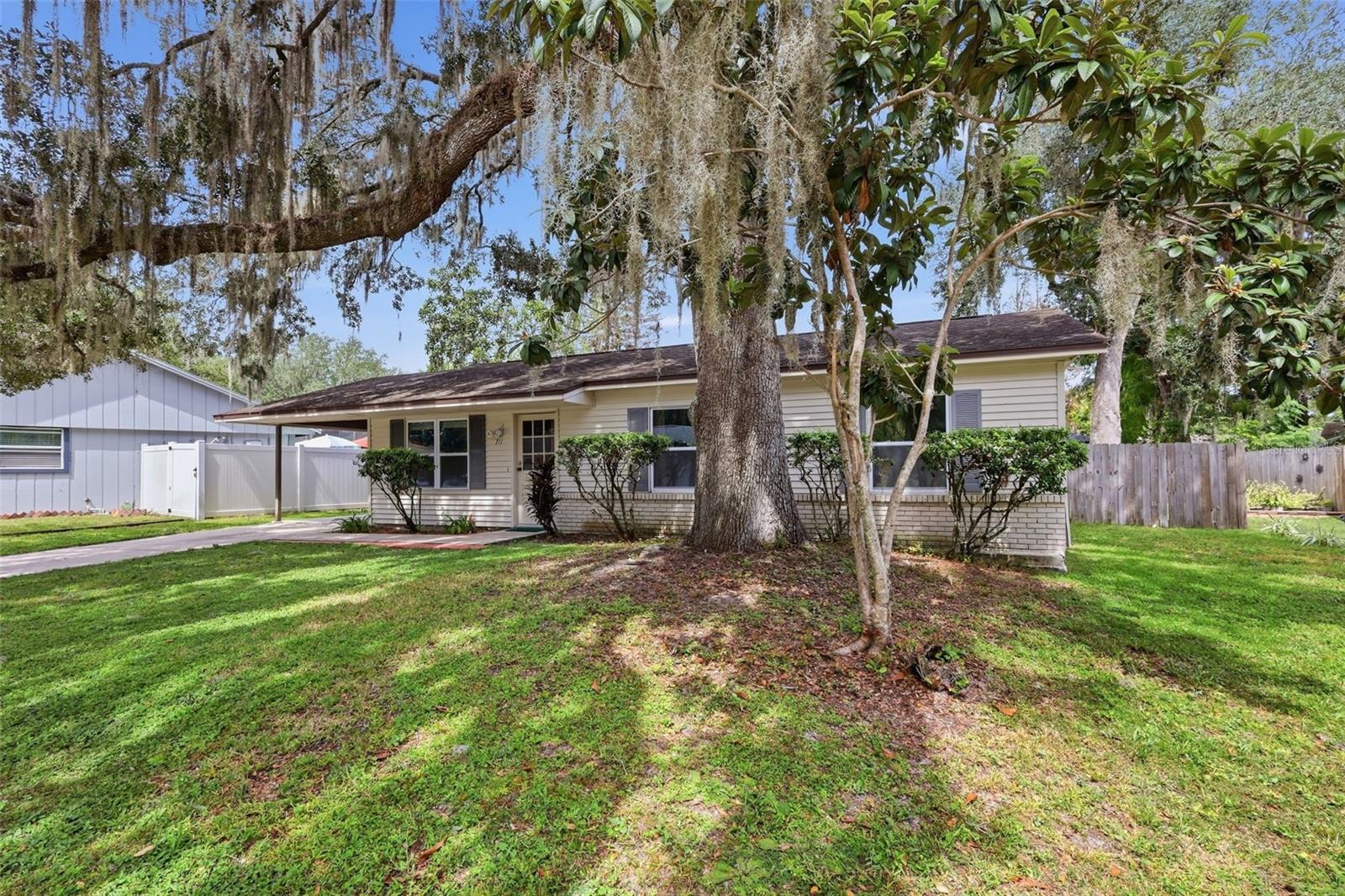 711 Thistle Pl Property Photo 42