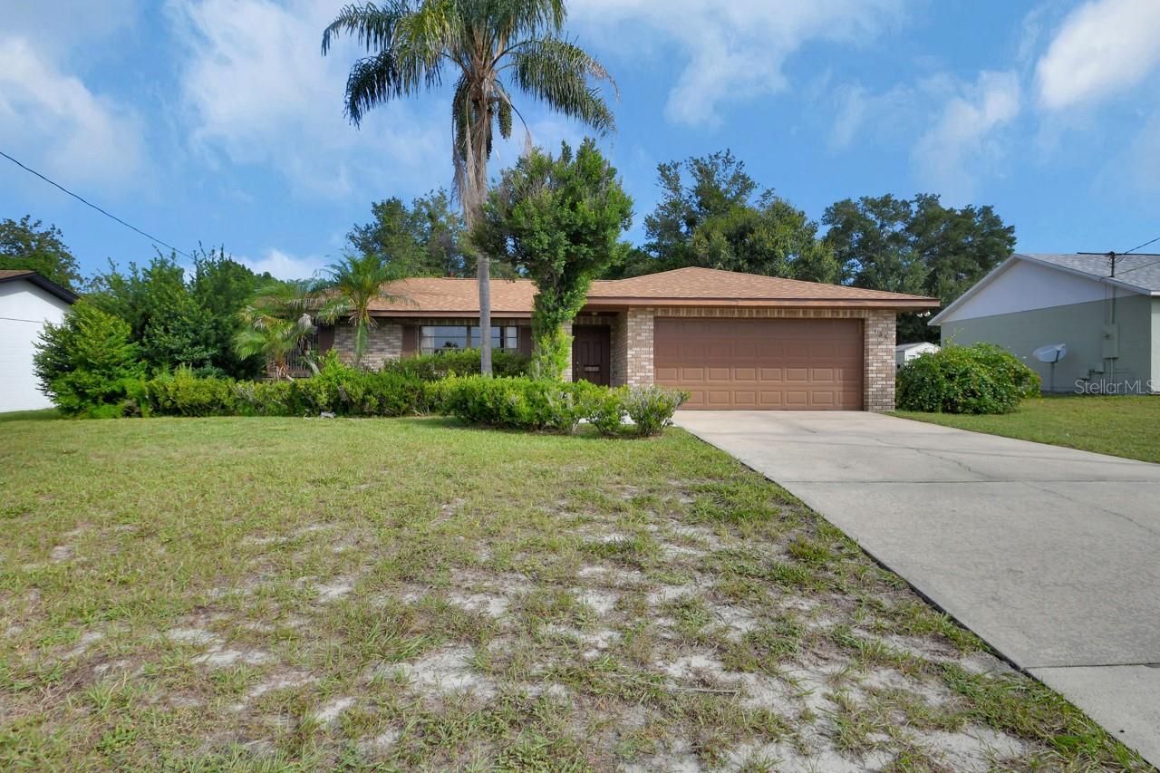 135 E Iris Dr Property Photo 32