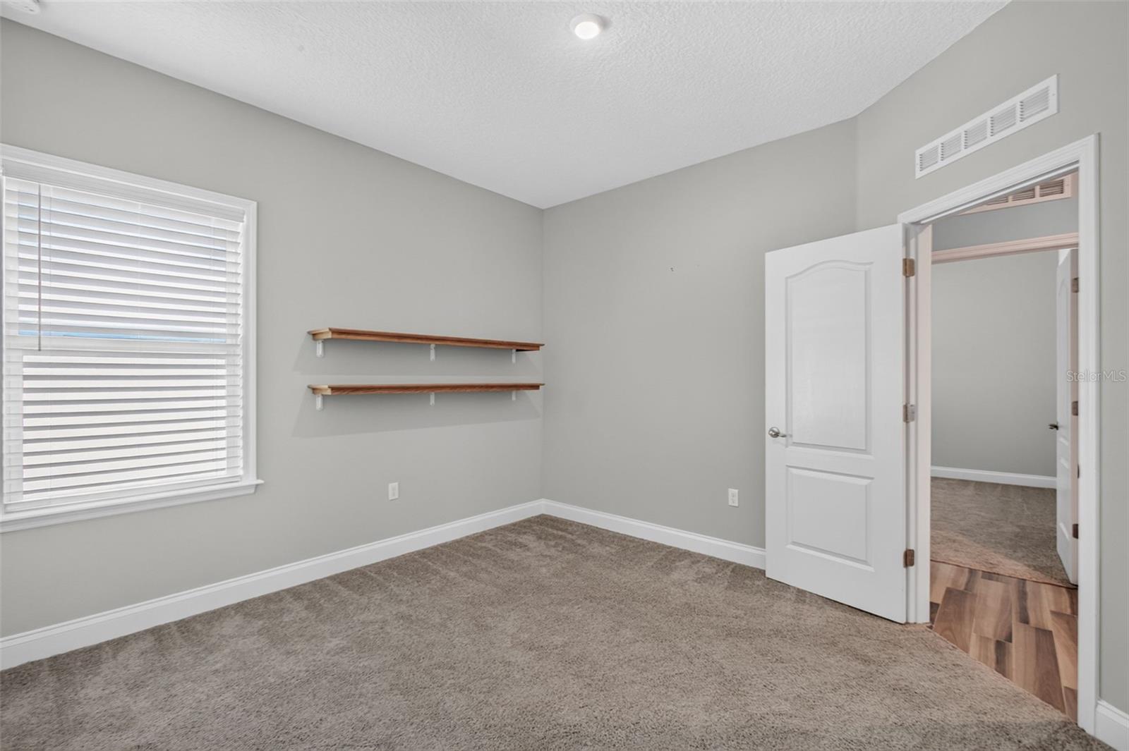21 Lancelot Dr Property Photo 33