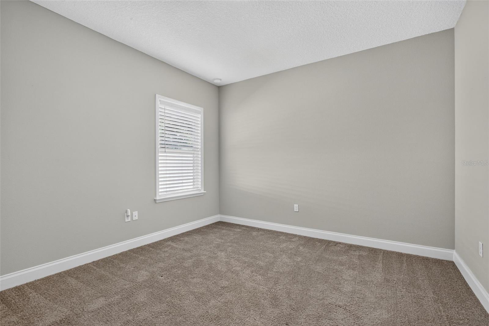 21 Lancelot Dr Property Photo 34