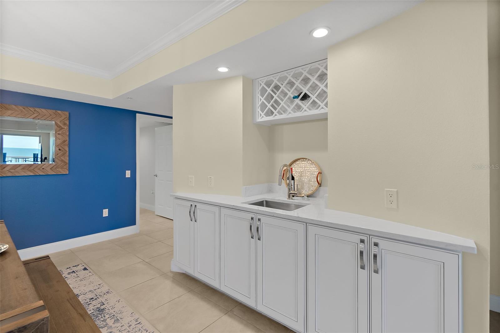 3811 S Atlantic Ave #701 Property Photo 17