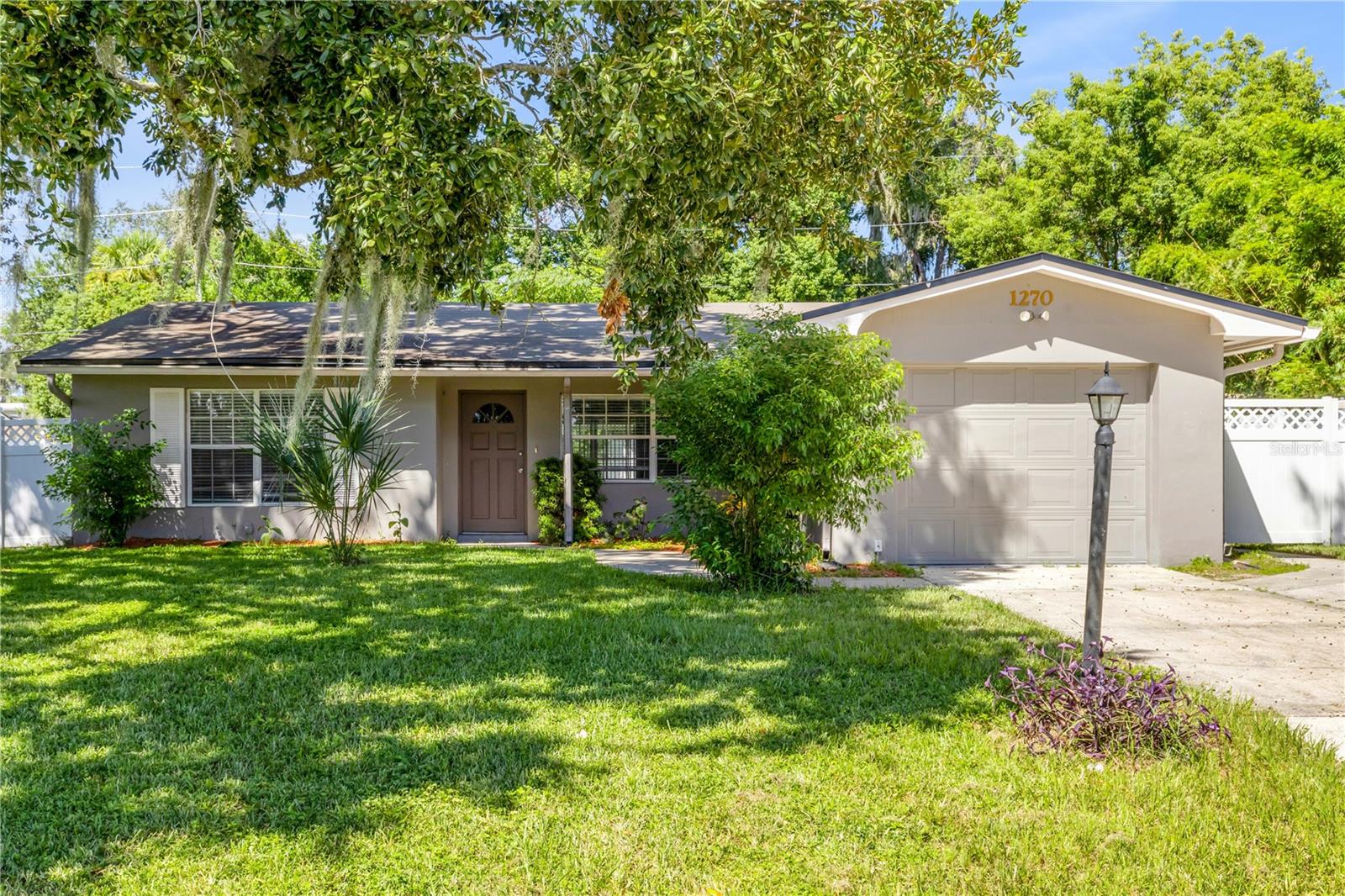 1270 E FOWLER DR Property Photo 1