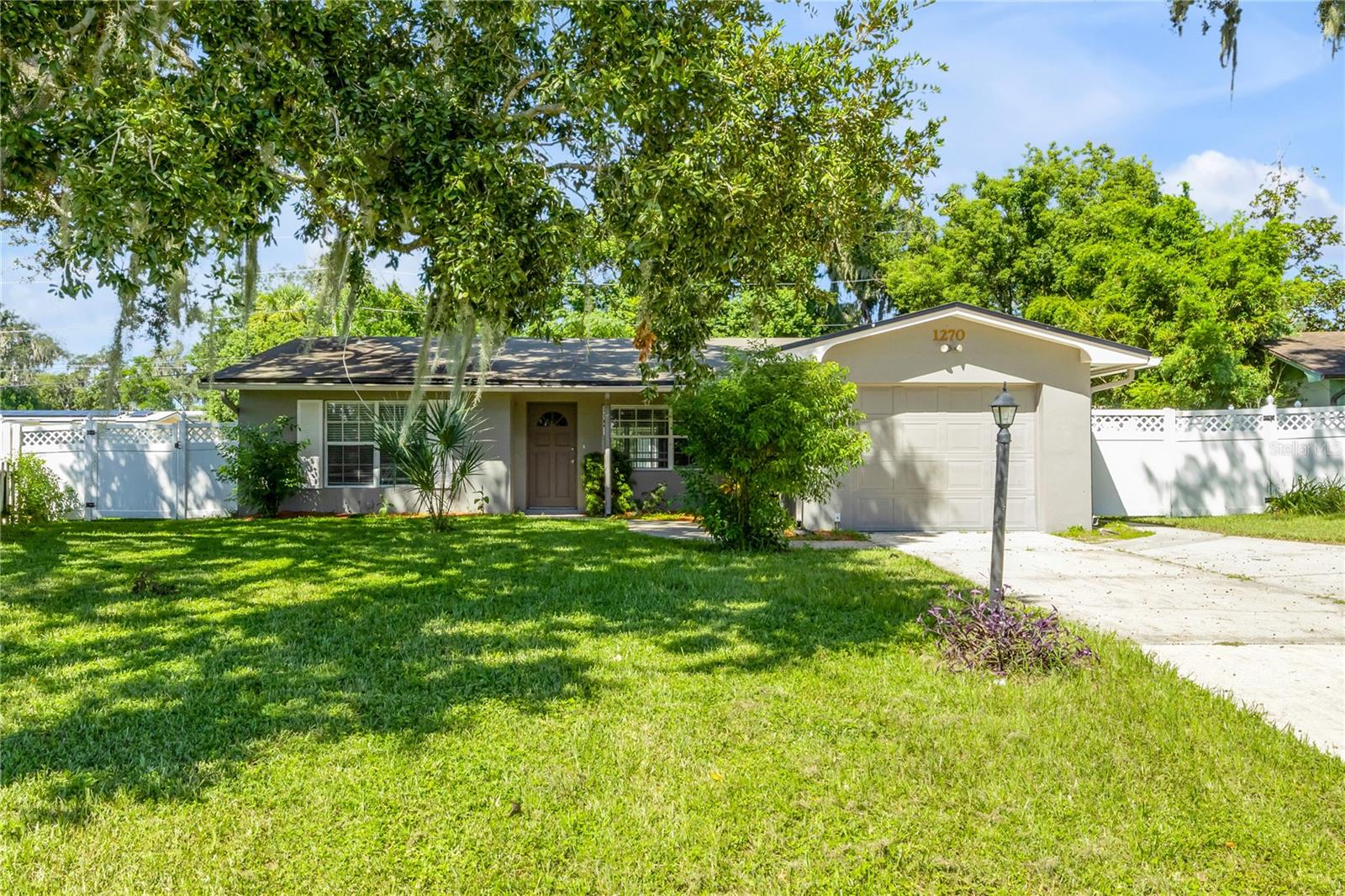 1270 E Fowler Dr Property Photo 2