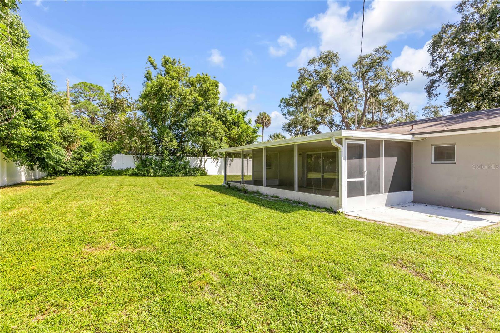 1270 E Fowler Dr Property Photo 30