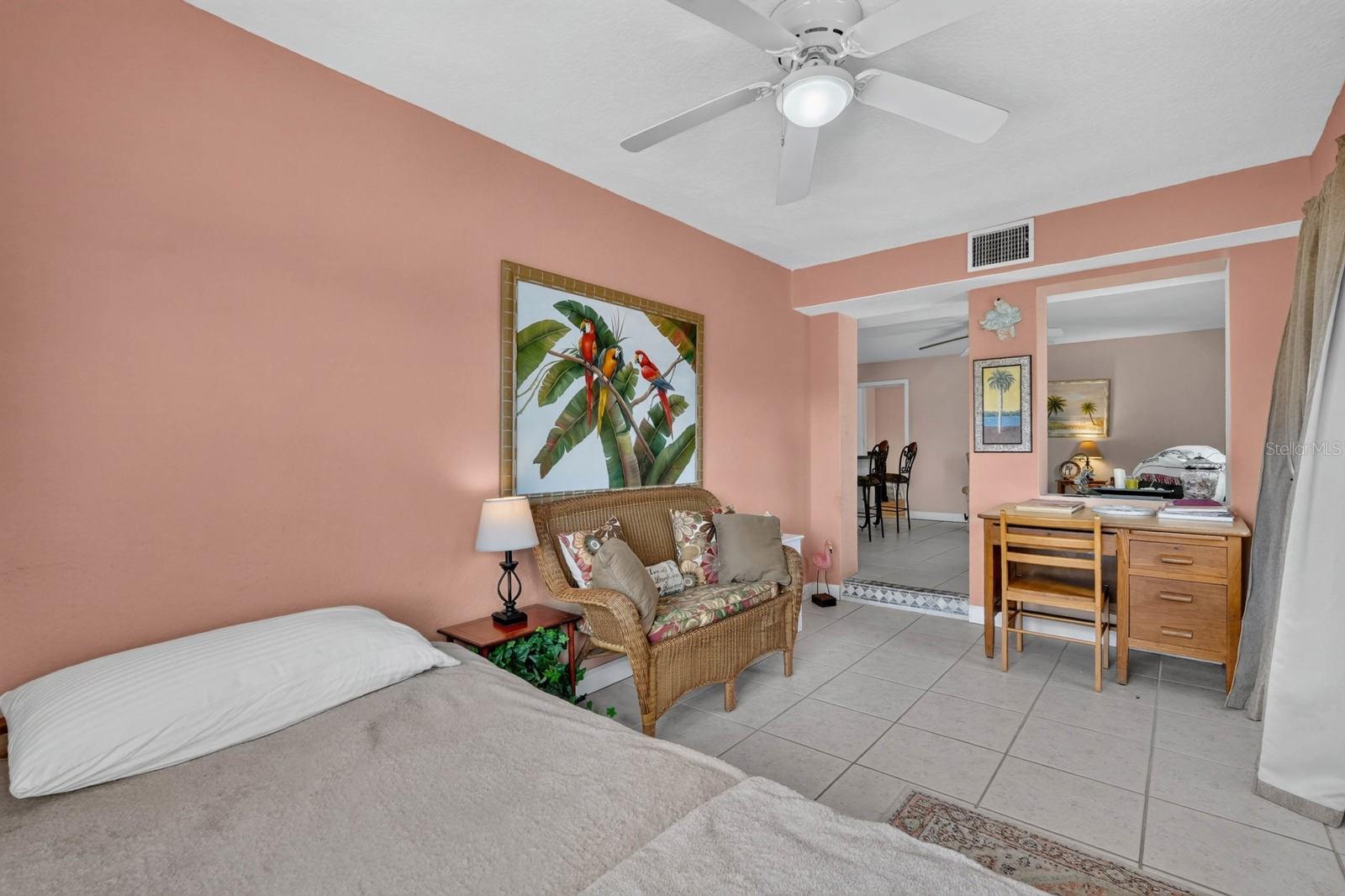 V4951599 Property Photo 7