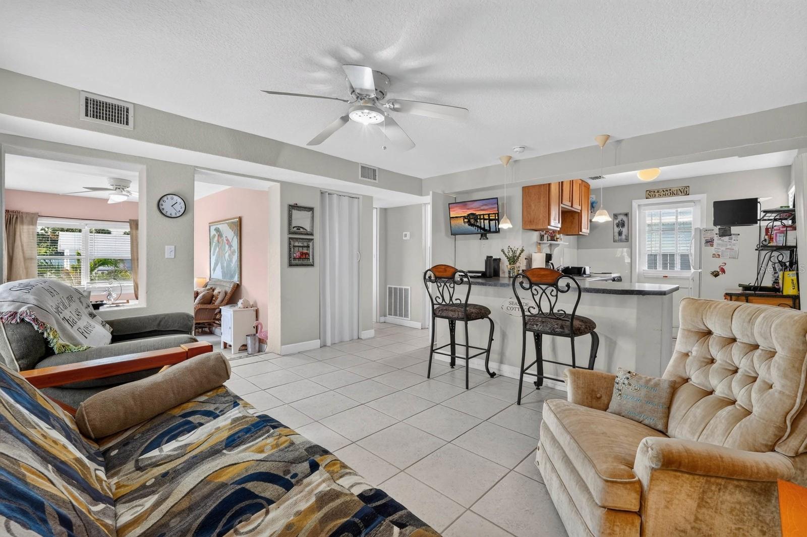 V4951599 Property Photo 10