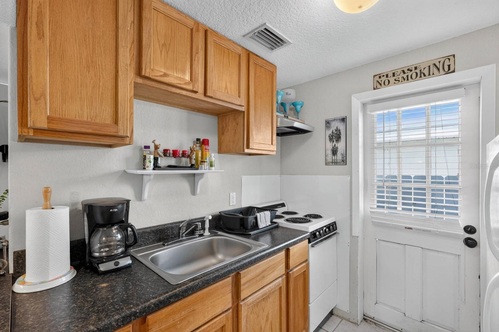 V4951599 Property Photo 12