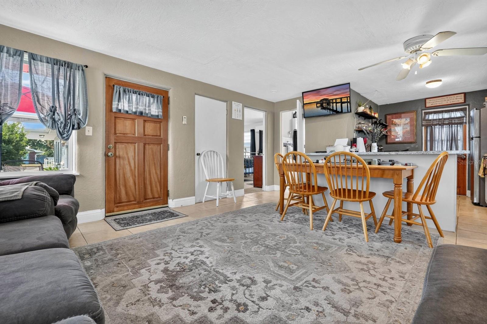 V4951599 Property Photo 23