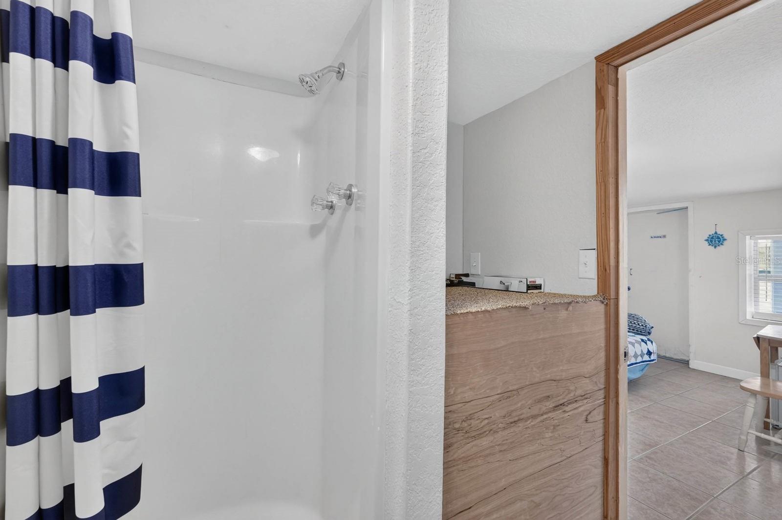 V4951599 Property Photo 41