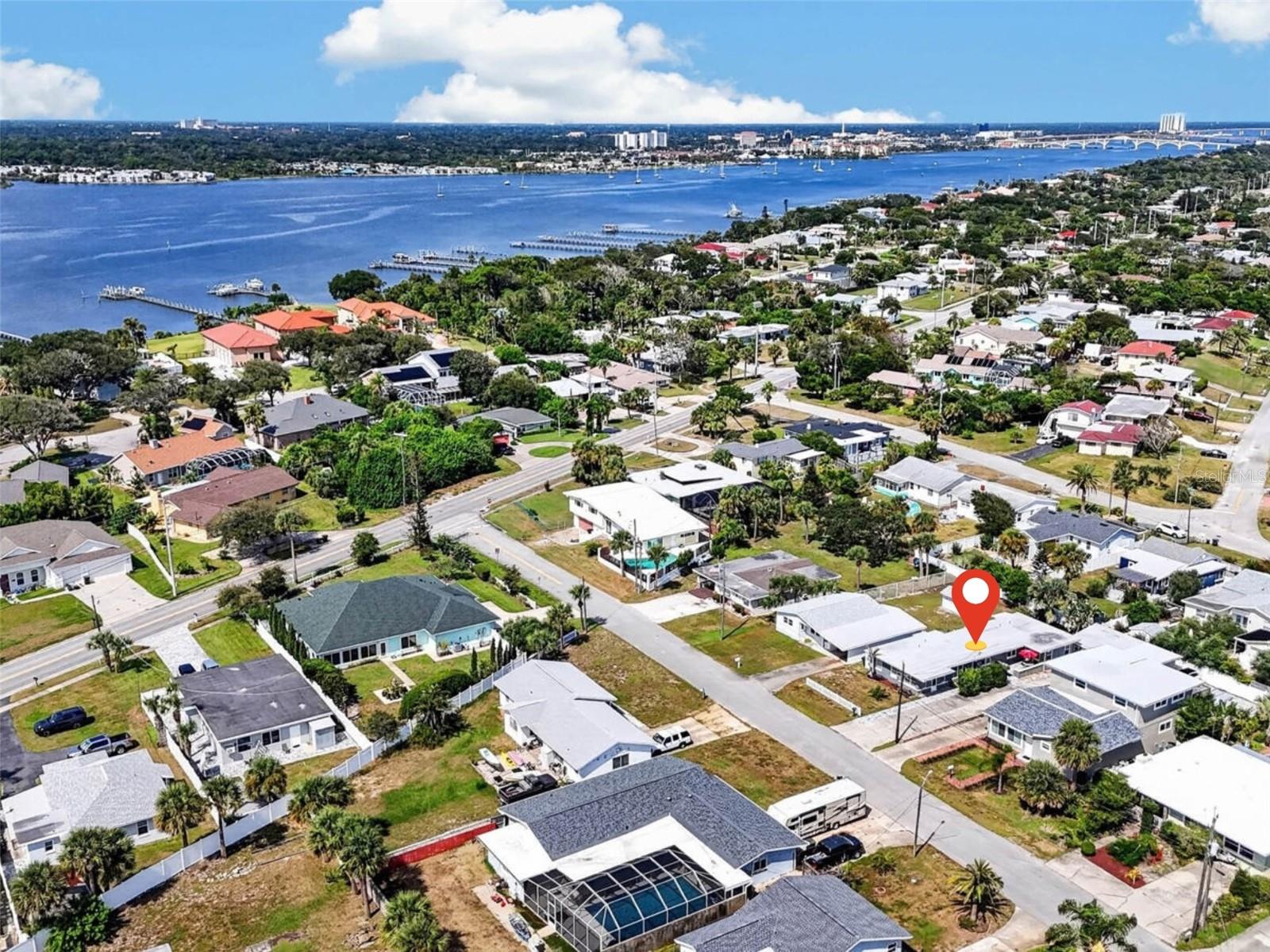 V4951599 Property Photo 48