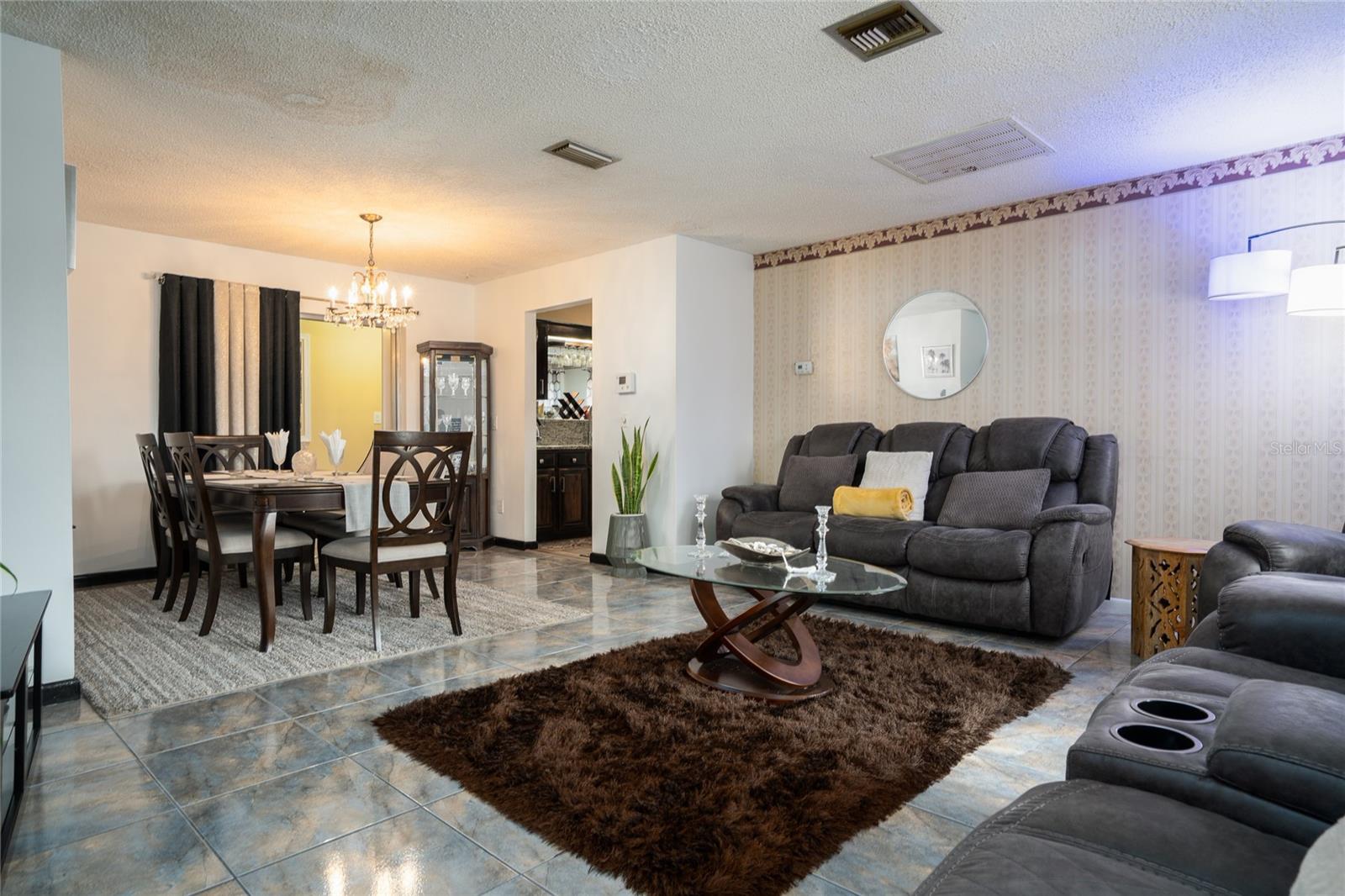 2178 India Blvd Property Photo 10