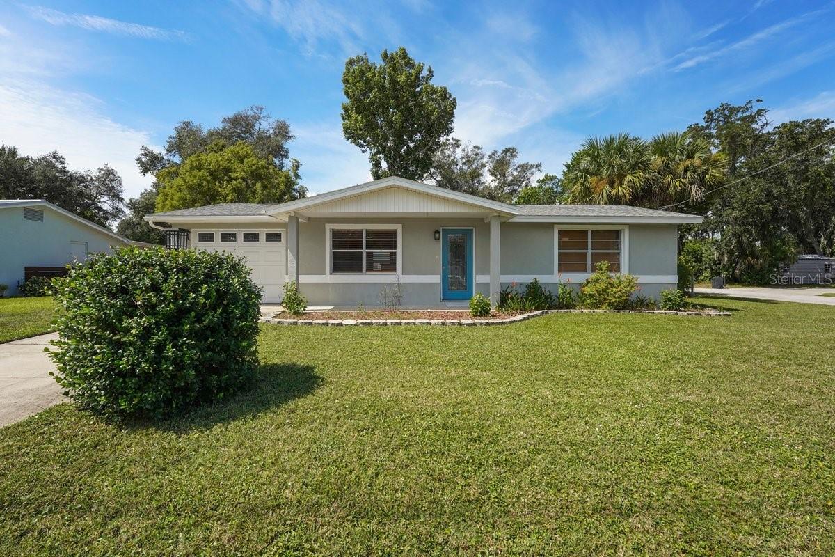 5278 BARHYDT AVE Property Photo 1
