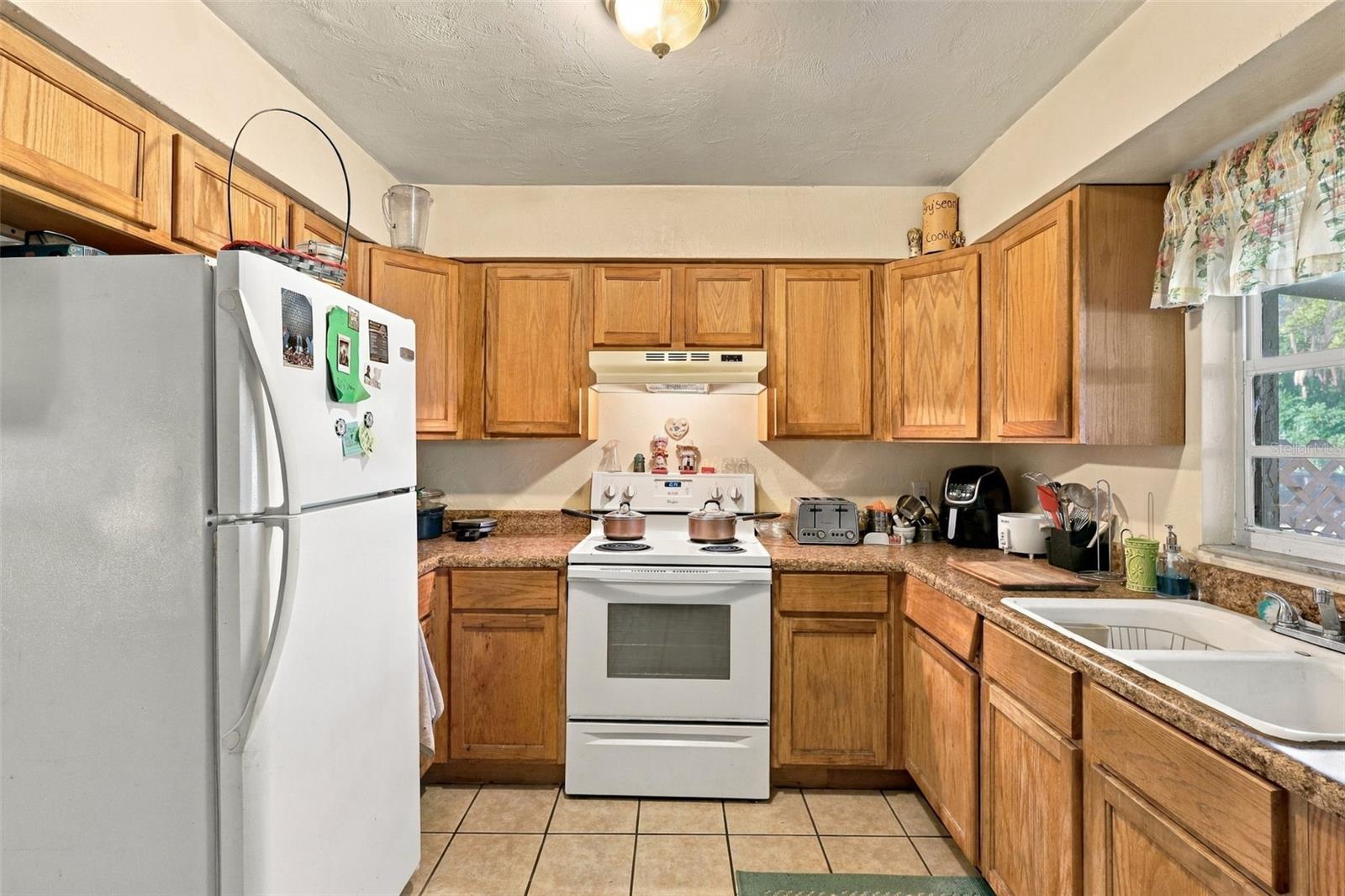 226 N Julia Ave Property Photo 11