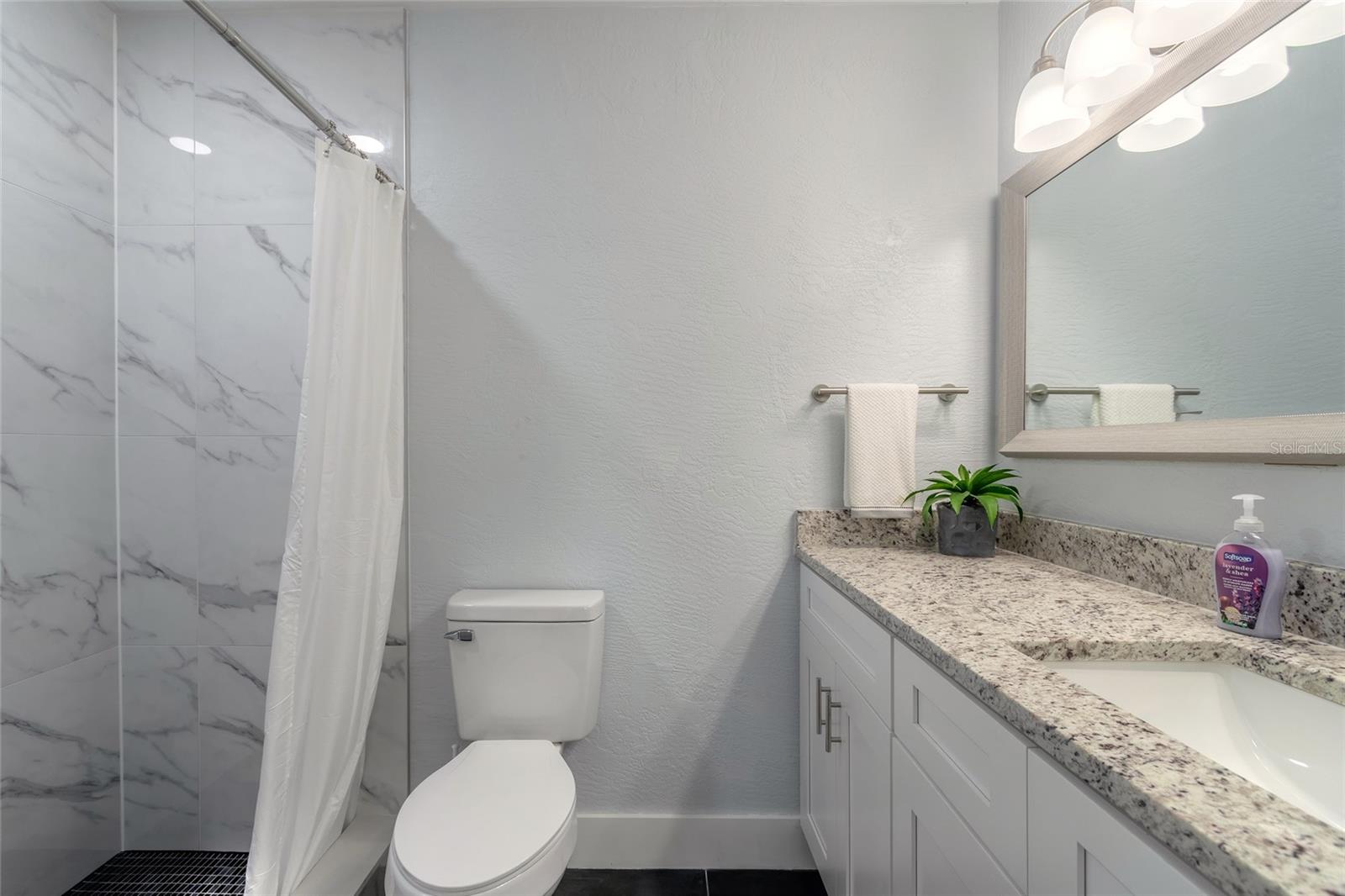 1206 Harbour Point Dr Property Photo 19