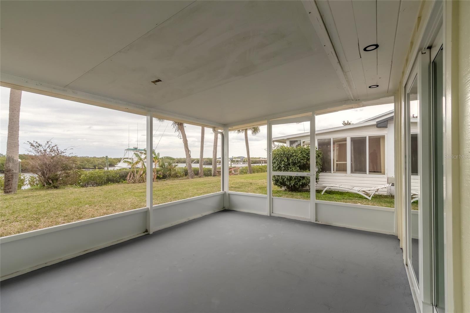 1206 Harbour Point Dr Property Photo 24