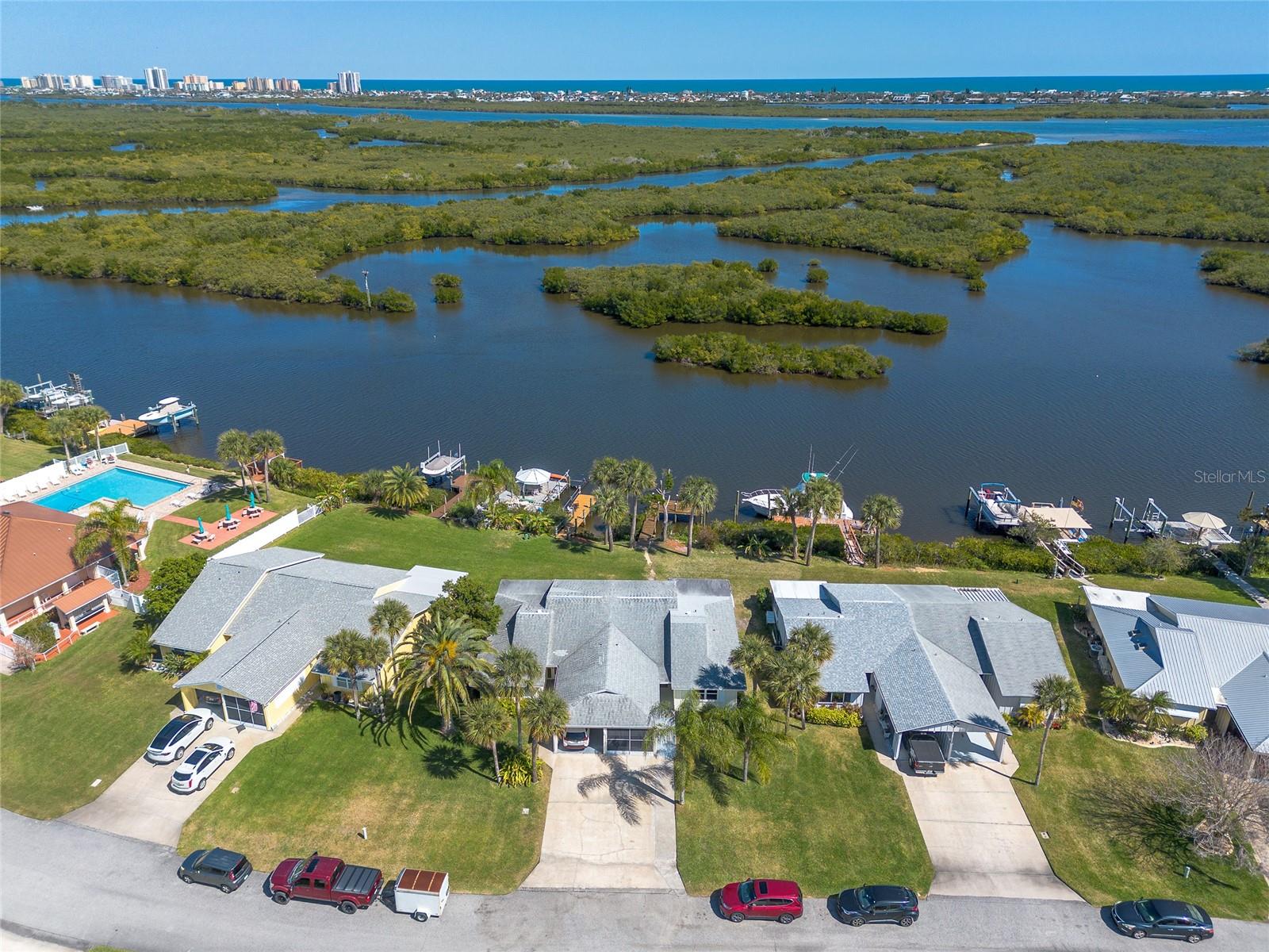1206 Harbour Point Dr Property Photo 37