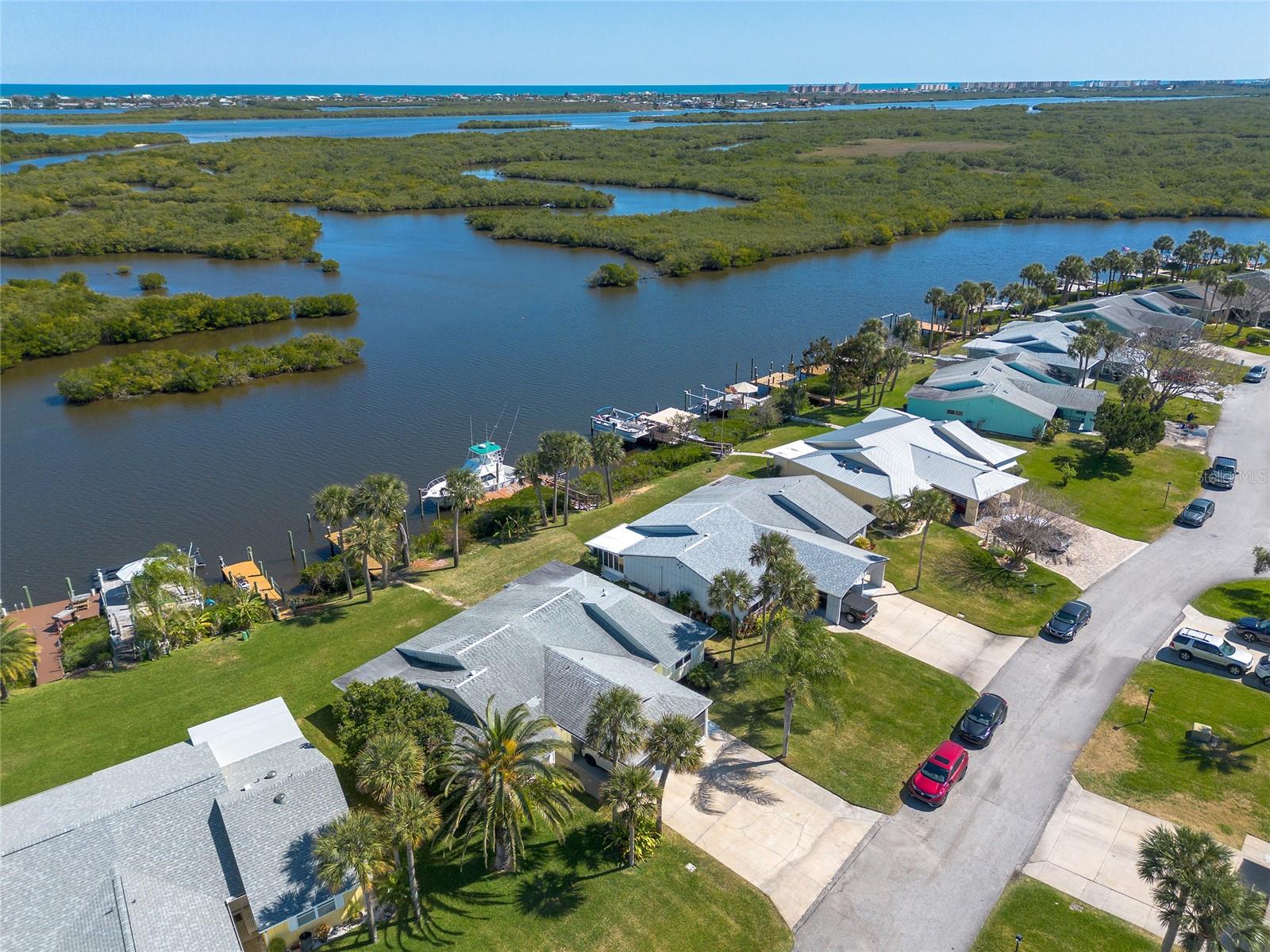 1206 Harbour Point Dr Property Photo 38