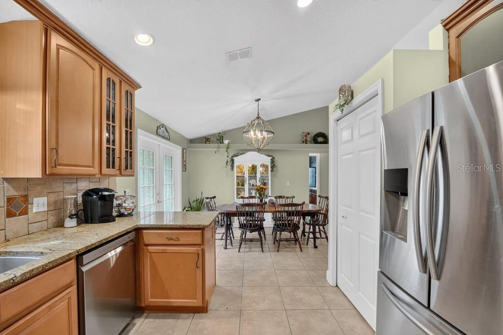 1580 Deland Ave Property Photo 20